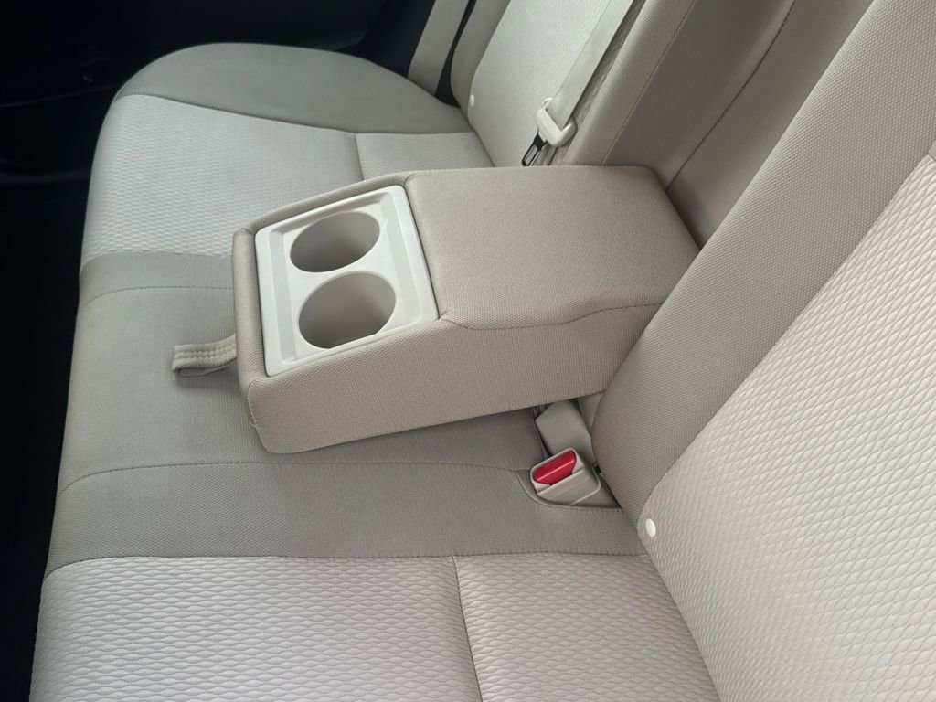 Used 2015 Toyota Corolla LE image 35