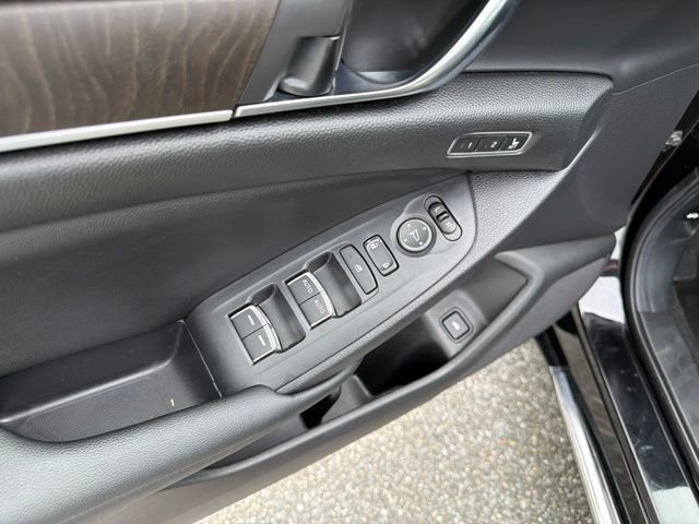 Used 2019 Honda Accord EX-L image 12