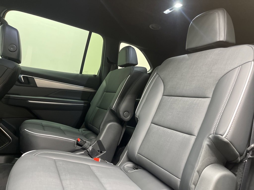 New 2025 Buick Enclave Preferred image 6