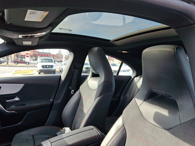 Used 2023 Mercedes-Benz CLA 250 4MATIC image 14