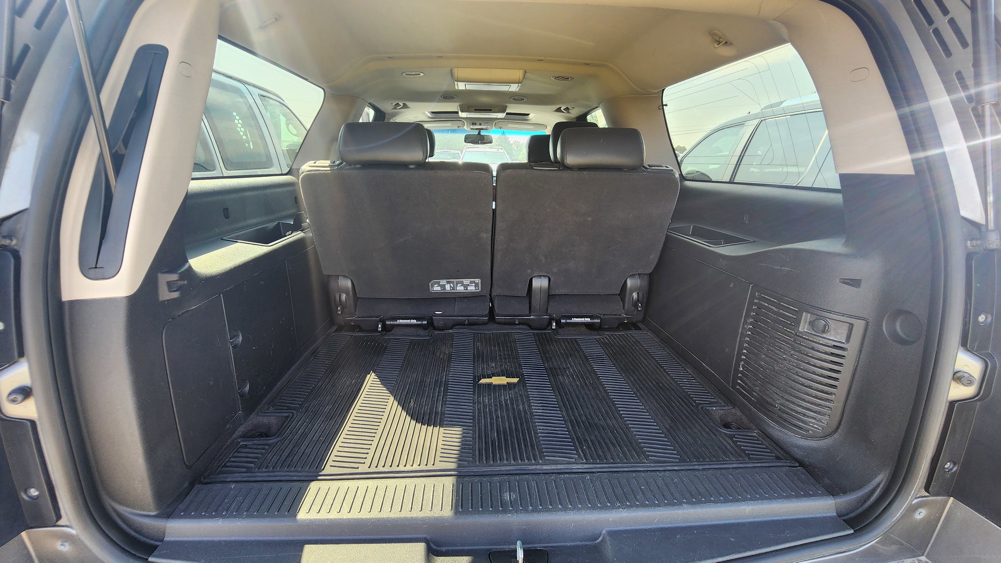 Used 2012 Chevrolet Suburban LT w/ Luxury Package image 17