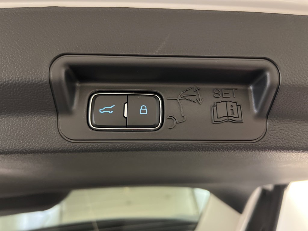 New 2026 Ford Explorer Active w/ Active Comfort Package image 37