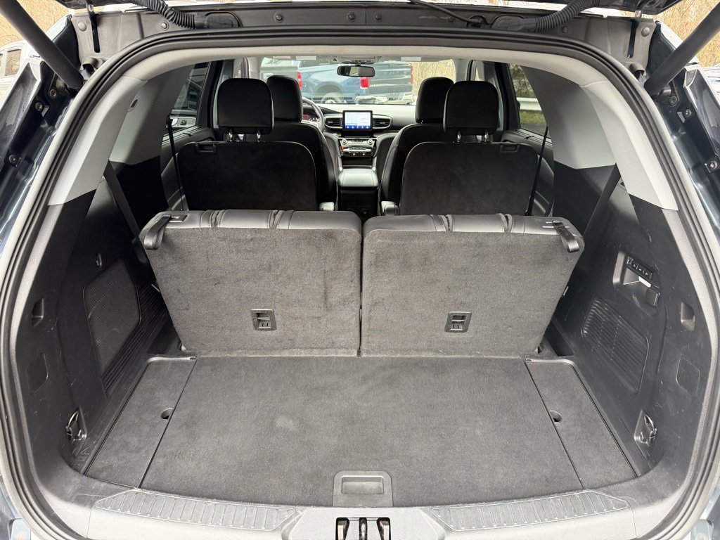 Used 2022 Ford Explorer Limited w/ Equipment Group 301A image 34