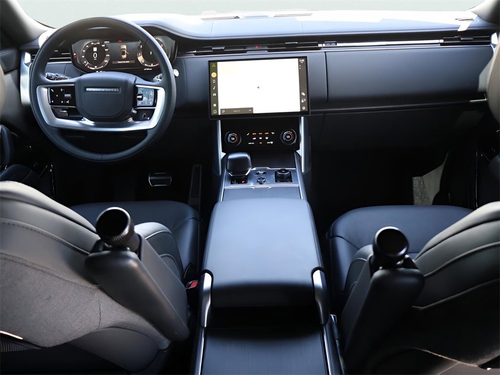 Used 2023 Land Rover Range Rover SV image 14