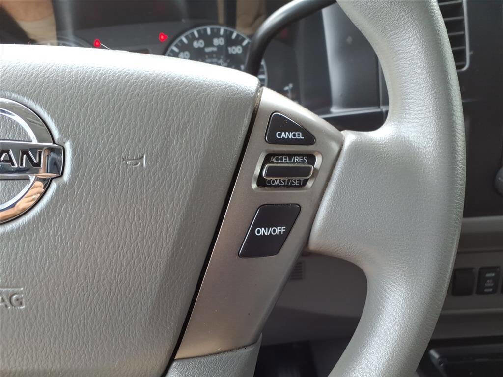 Used 2016 Nissan NV 2500 SV w/ Back Door Glass Package image 21