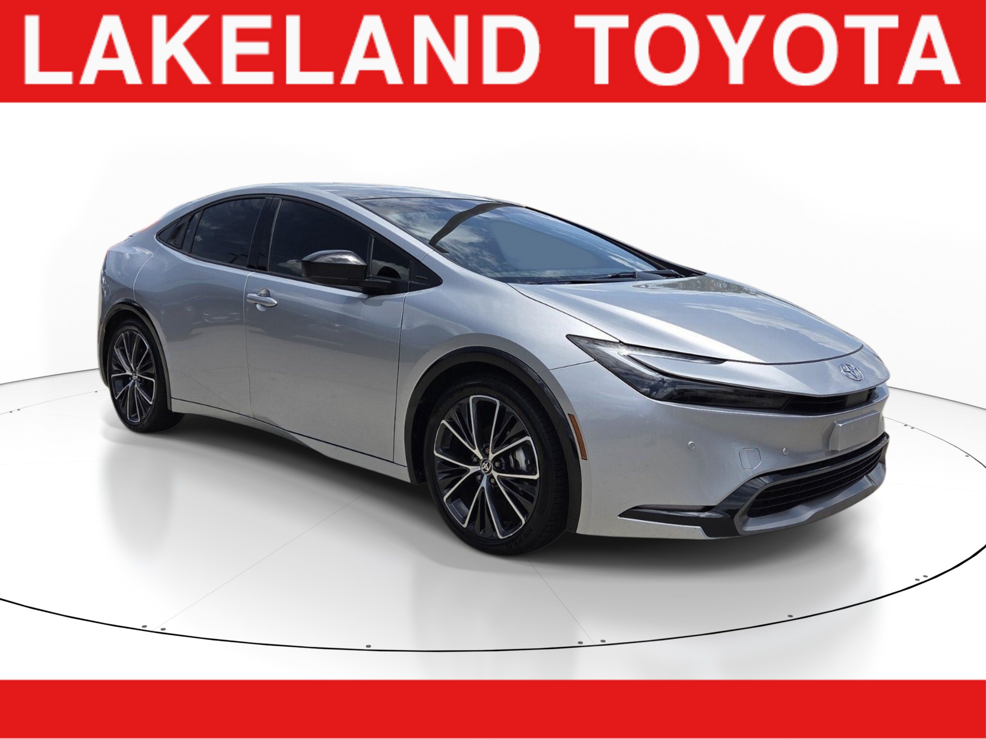 Used 2025 Toyota Prius Limited FWD image 1