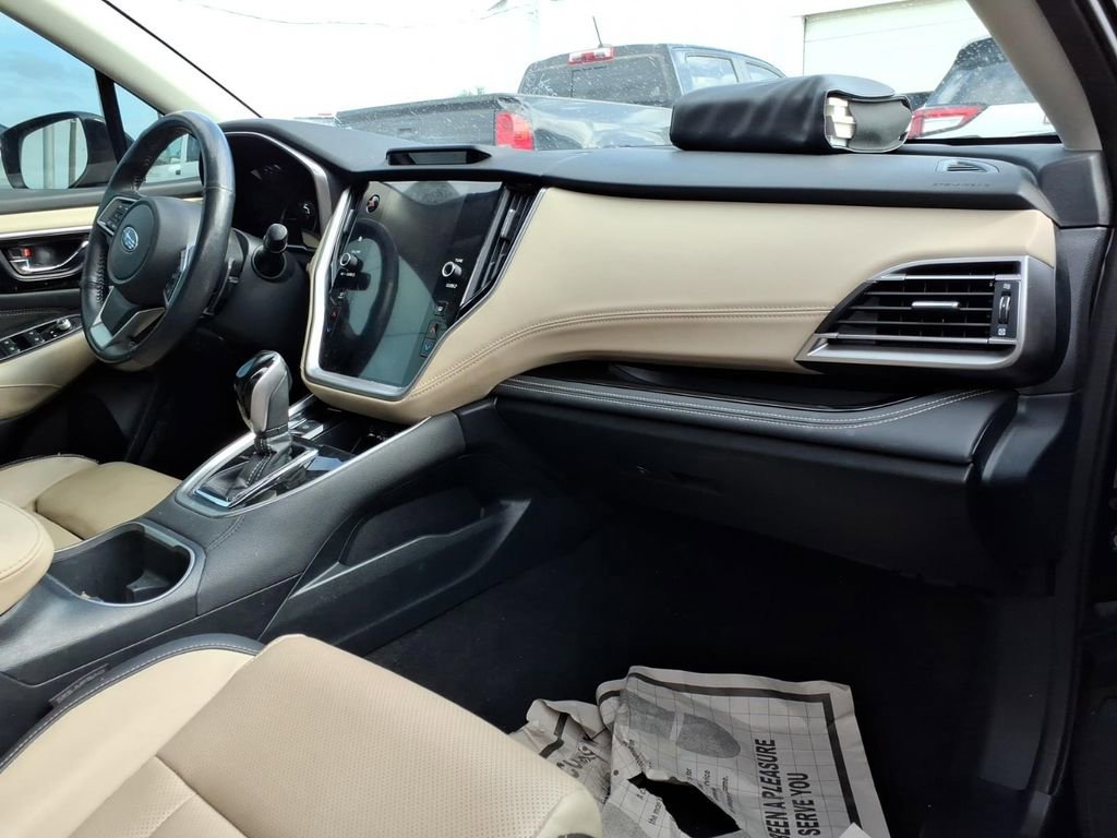 Used 2023 Subaru Outback Limited AWD/4WD image 11
