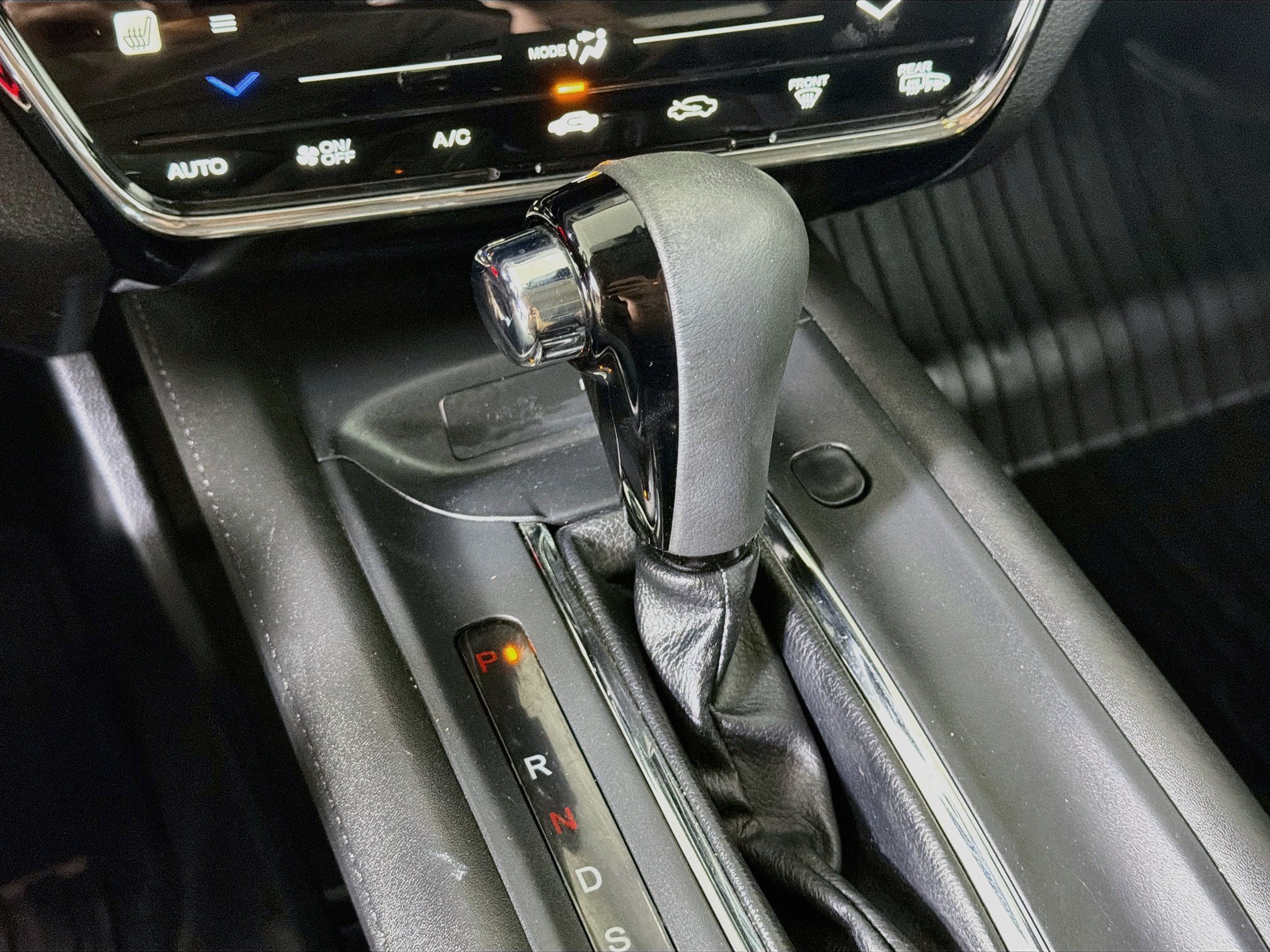 Used 2021 Honda HR-V EX-L image 24