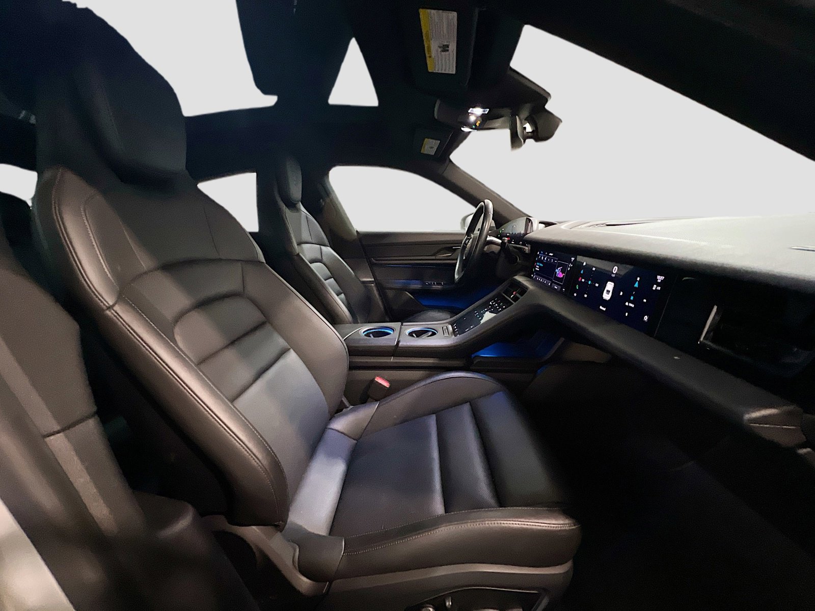 Used 2021 Porsche Taycan 4S w/ Premium Package image 22