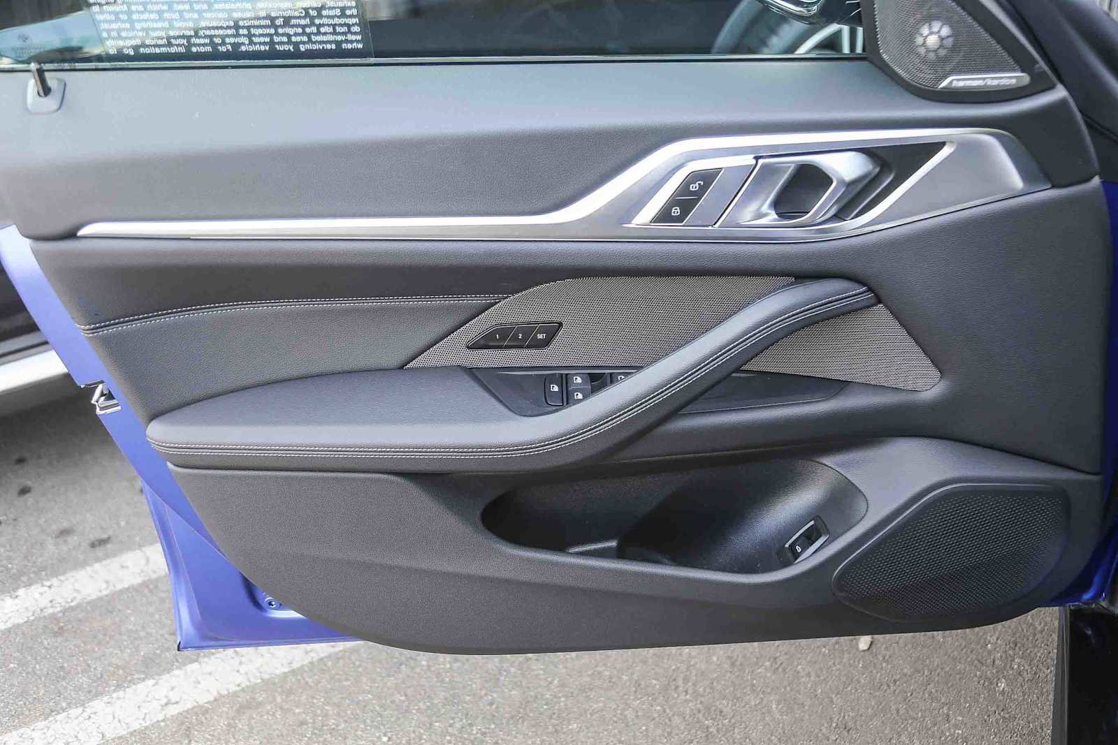 Used 2025 BMW i4 eDrive40 w/ M Sport Package image 17