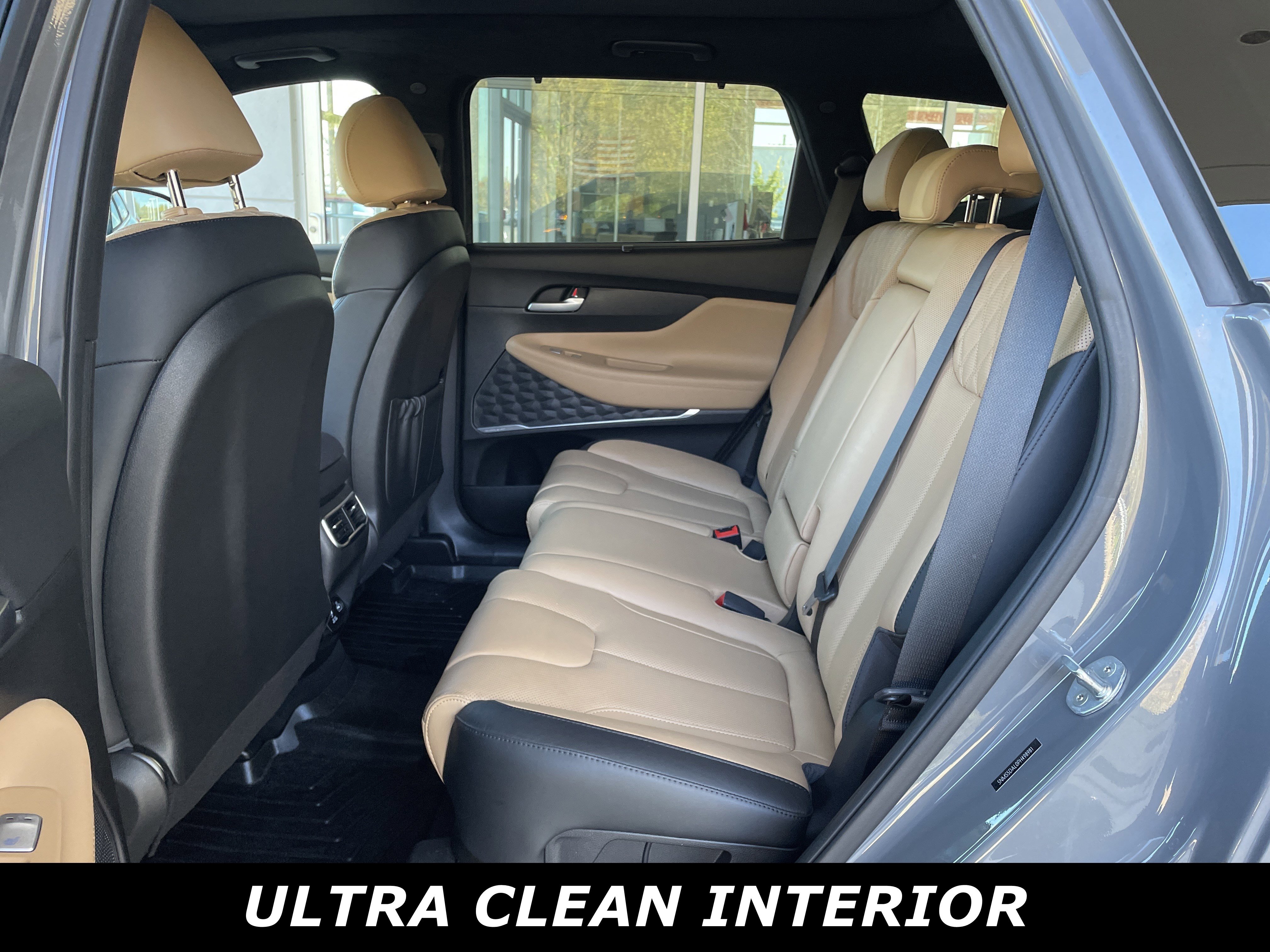 Used 2023 Hyundai Santa Fe Calligraphy image 18