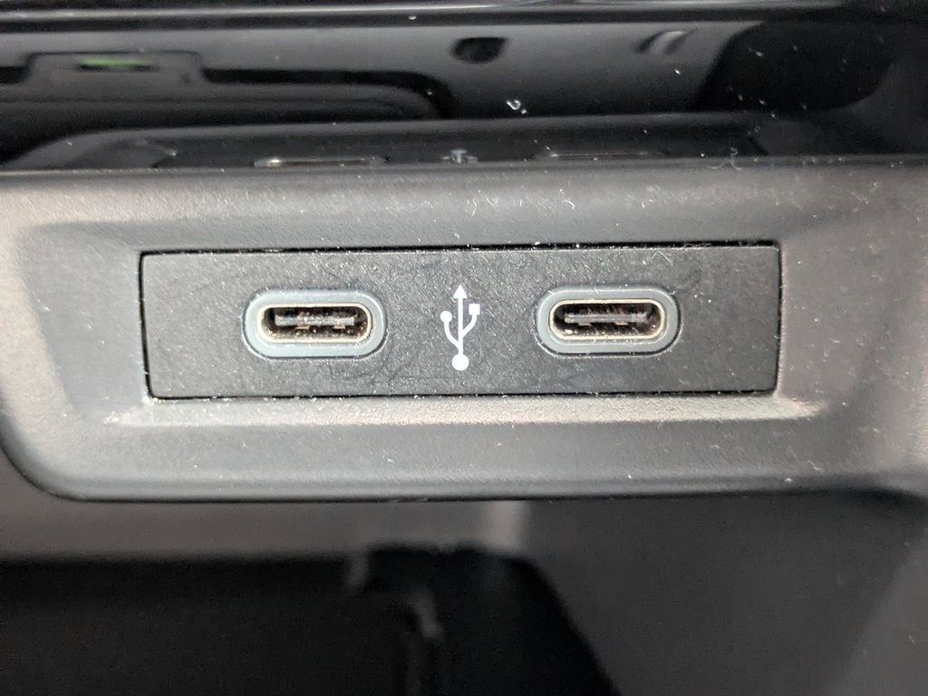 Used 2023 Volkswagen Jetta SE FWD image 23