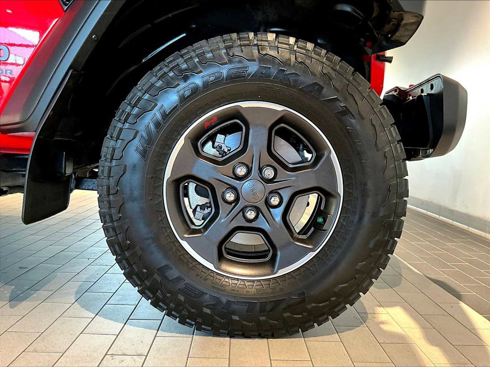 Used 2021 Jeep Gladiator Rubicon image 14