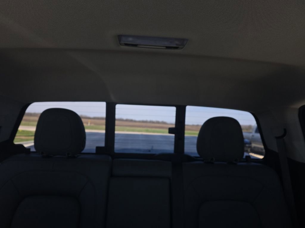 Used 2016 Chevrolet Colorado LT w/ Luxury Package, Chrome image 18