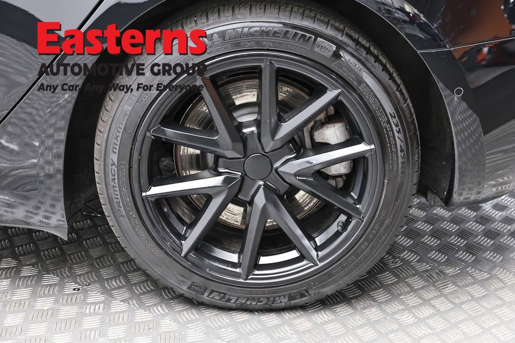 Used 2019 Tesla Model 3 Standard Range image 18