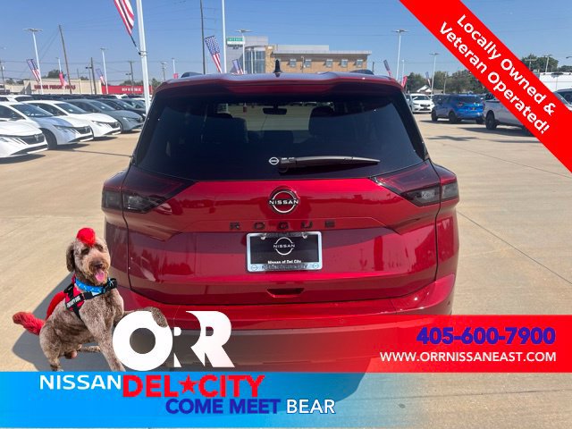 New 2026 Nissan Rogue Dark Armor FWD image 4