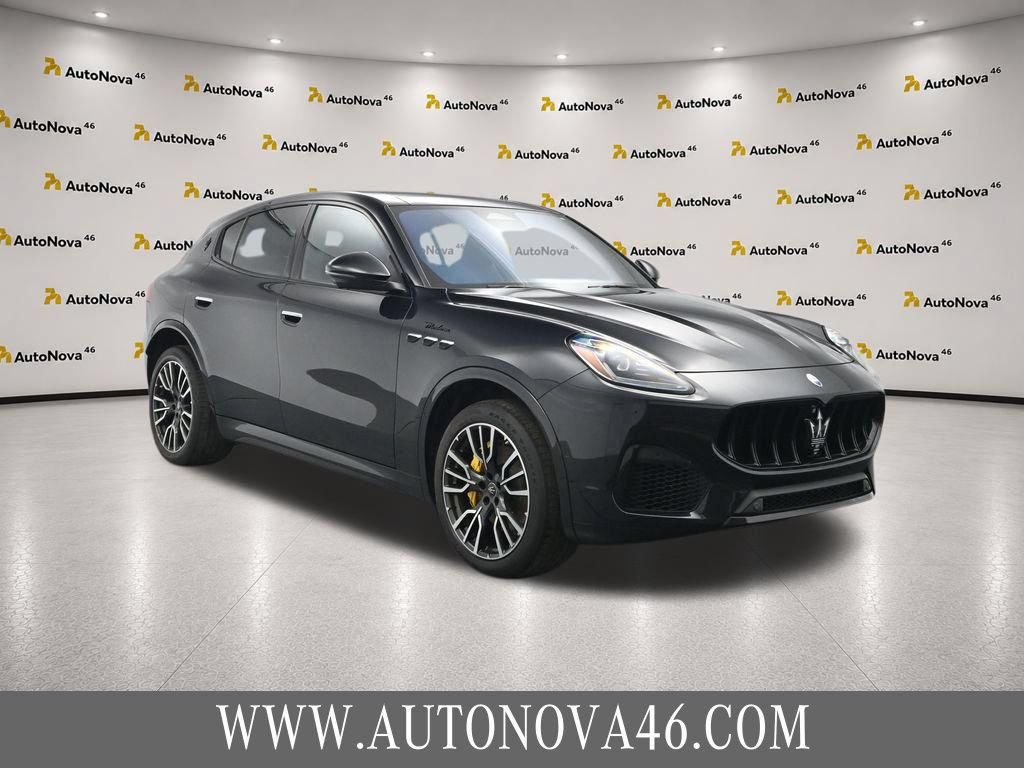Used 2023 Maserati Grecale Modena AWD/4WD image 11