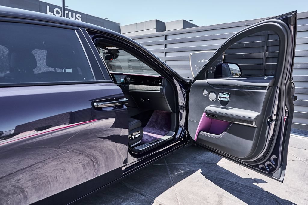 Used 2024 Rolls-Royce Ghost Black Badge AWD/4WD image 25