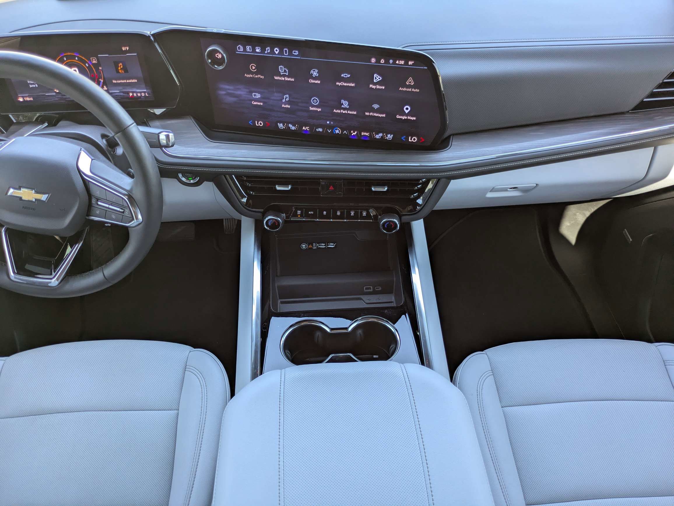 Certified 2025 Chevrolet Tahoe Premier w/ Sun And Tow Package RWD image 12