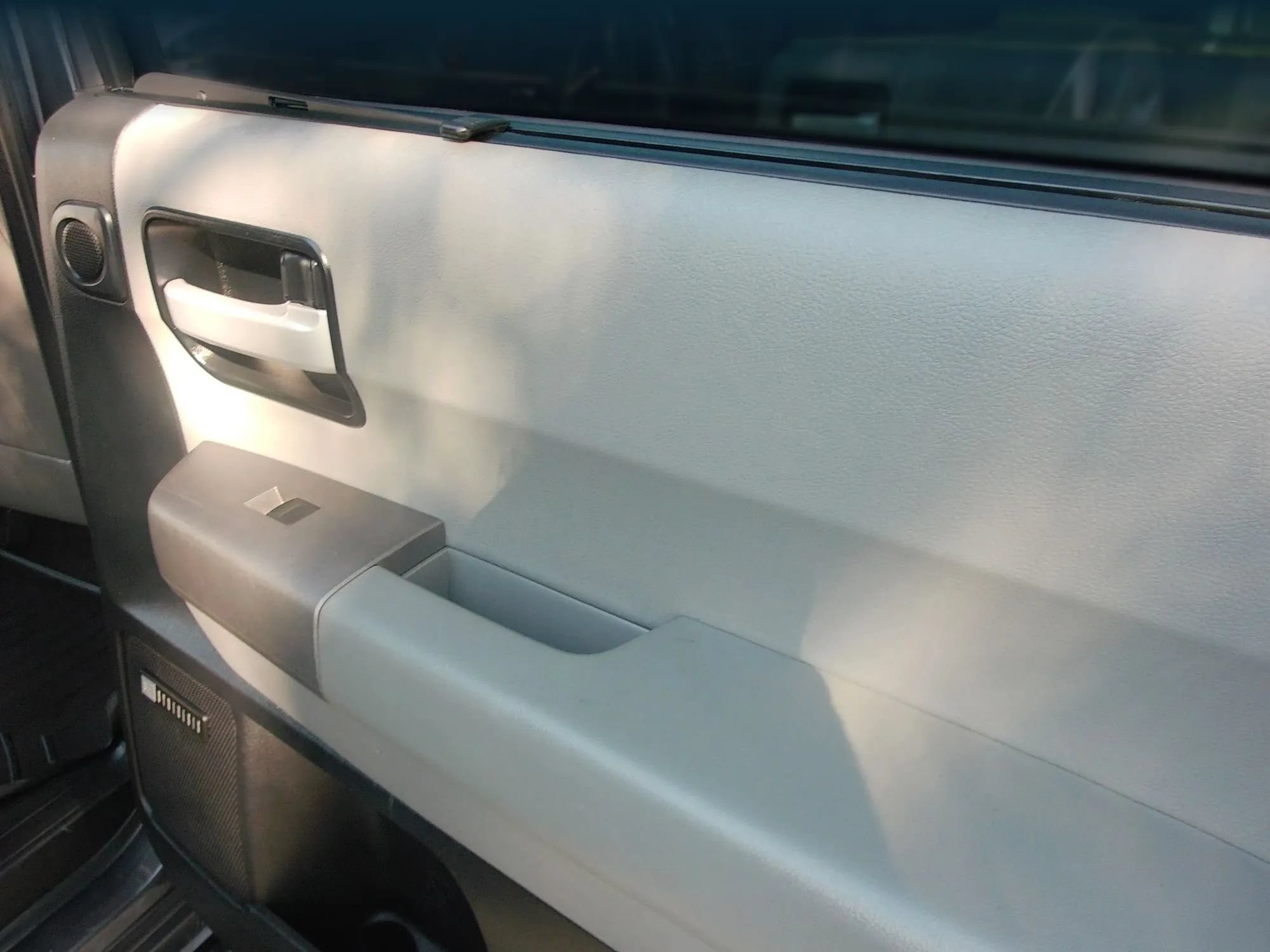 Used 2014 Toyota Sequoia Limited RWD image 39