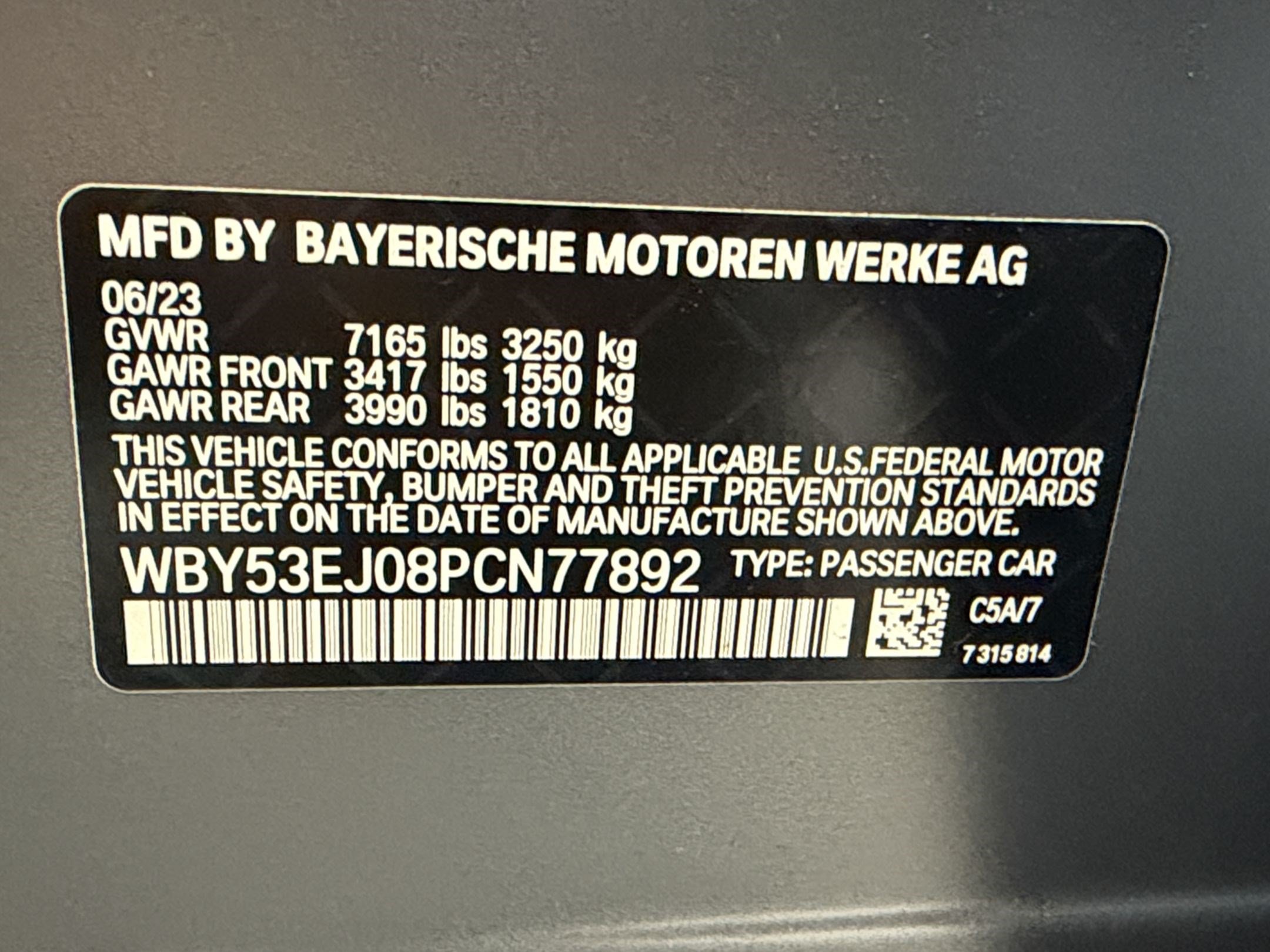 Certified 2023 BMW i7 xDrive60 AWD/4WD image 25