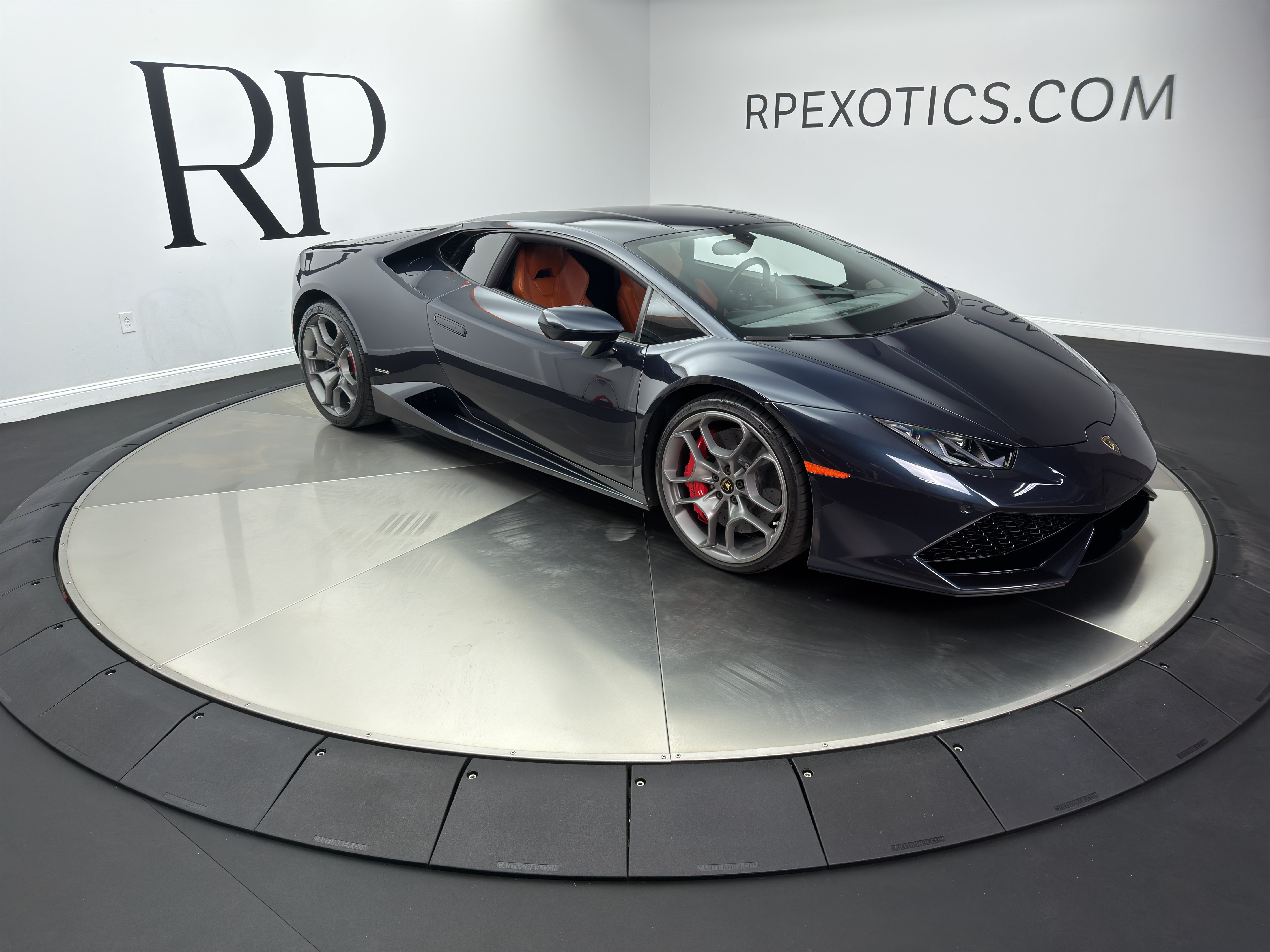 Used 2015 Lamborghini Huracan LP 610-4 AWD/4WD image 8