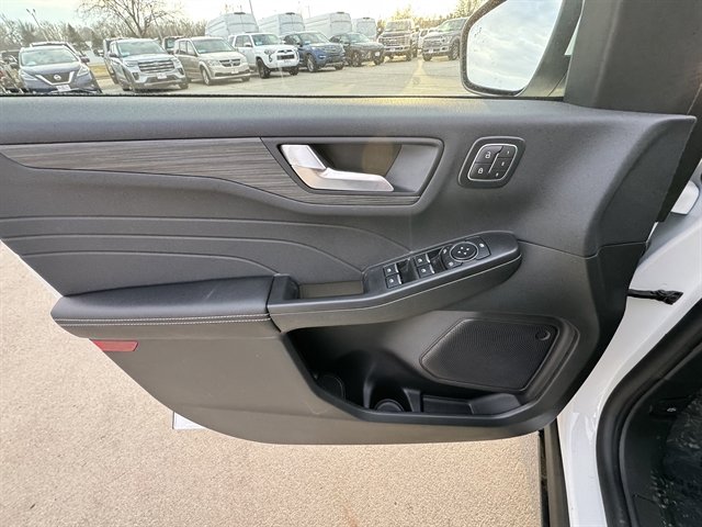 New 2026 Ford Escape Platinum w/ Equipment Group 601A image 8