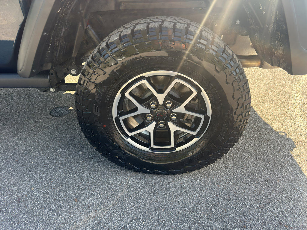 Used 2025 Jeep Gladiator Rubicon w/ Safety Group image 22