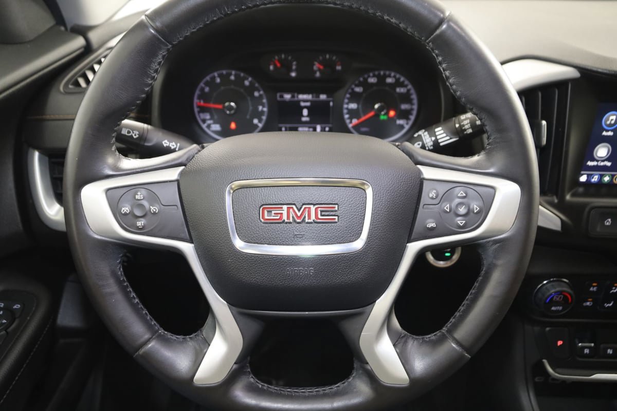 Used 2018 GMC Terrain SLE w/ Driver Convenience Package FWD image 30