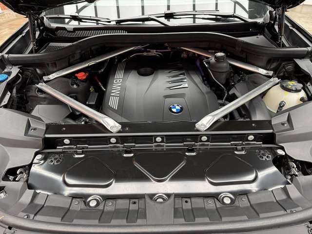 Certified 2023 BMW X7 xDrive40i w/ Dynamic Handling Package image 28