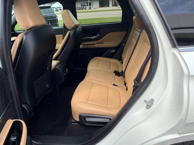Used 2022 Lincoln Corsair Reserve w/ Equipment Group 201A AWD/4WD image 27