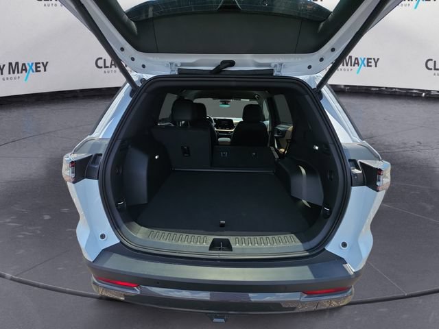 New 2026 Chevrolet Equinox ACTIV w/ Convenience Package III AWD/4WD image 24