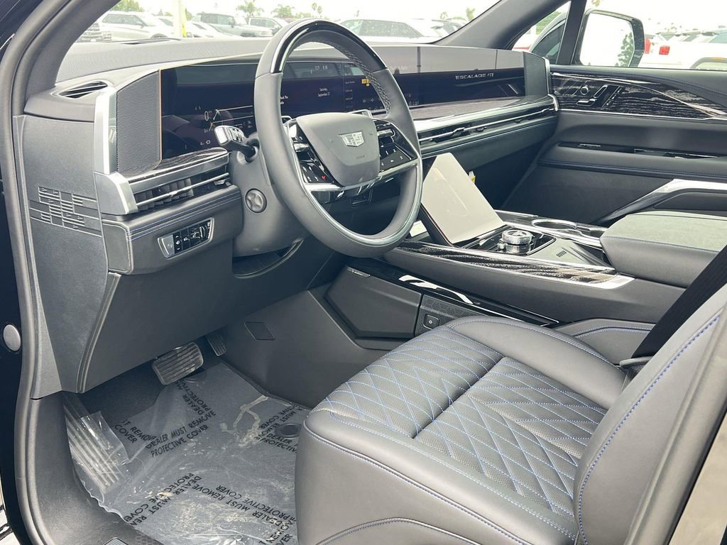New 2026 Cadillac Escalade IQ Luxury 1 AWD/4WD image 9