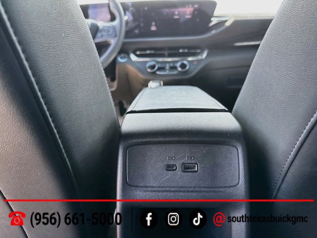Used 2025 Buick Envista Preferred w/ Convenience II Package FWD image 22