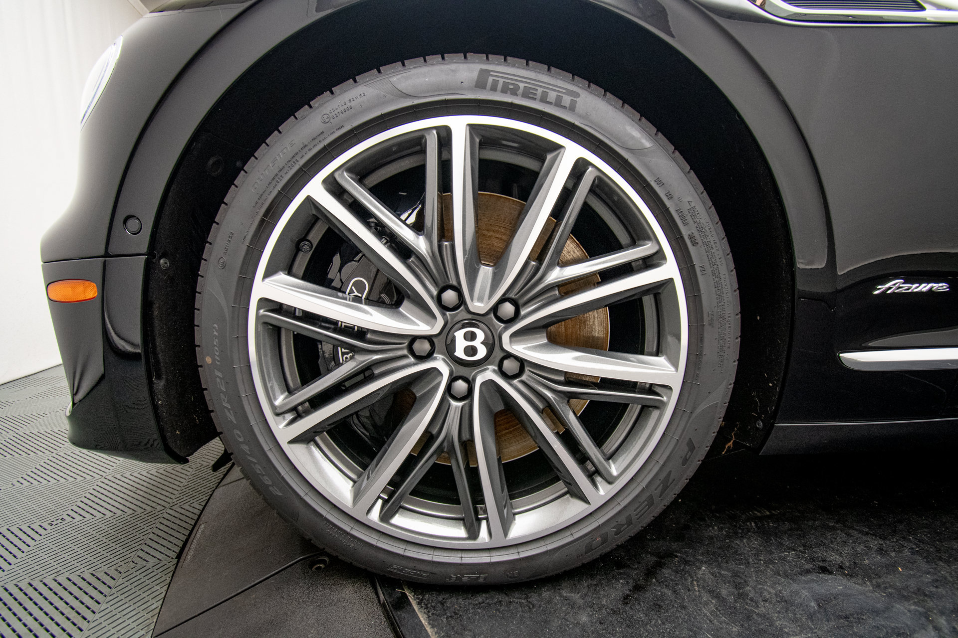 New 2026 Bentley Flying Spur V8 AWD/4WD image 38