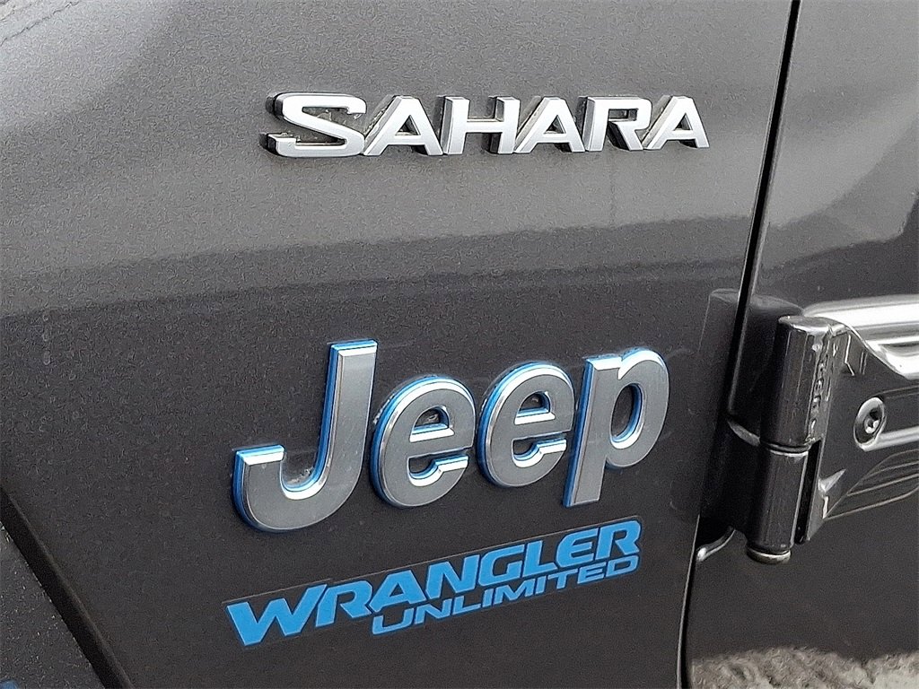 Used 2022 Jeep Wrangler Unlimited Sahara w/ Cold Weather Group image 30