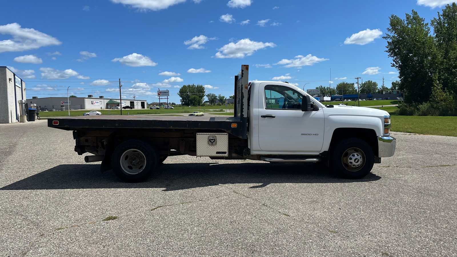 Used 2015 Chevrolet Silverado 3500 W/T w/ Snow Plow Prep Package image 3