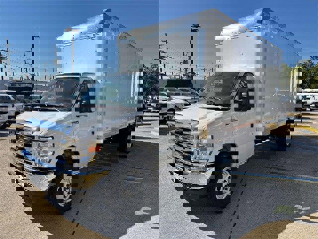 New 2026 Ford E-450 and Econoline 450 Super Duty w/ Power Equipment Group image 3
