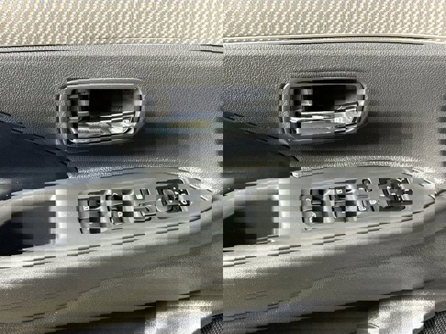 Used 2019 Mitsubishi Outlander SEL image 15