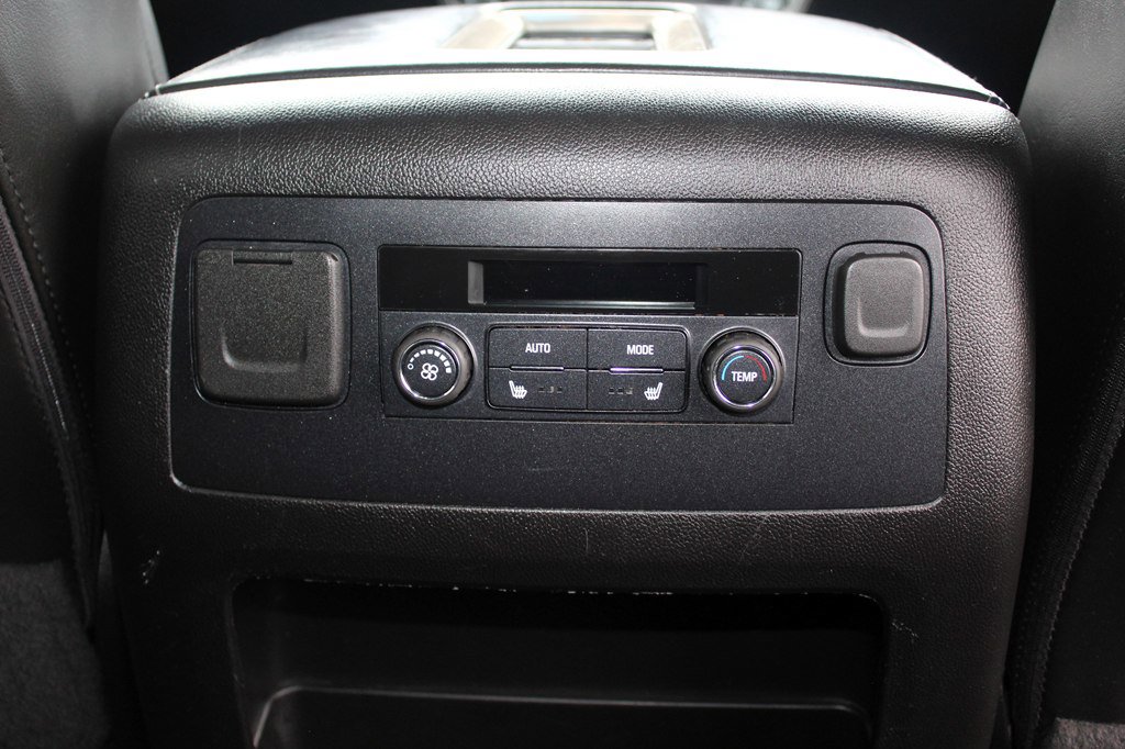 Used 2020 GMC Yukon XL Denali image 23