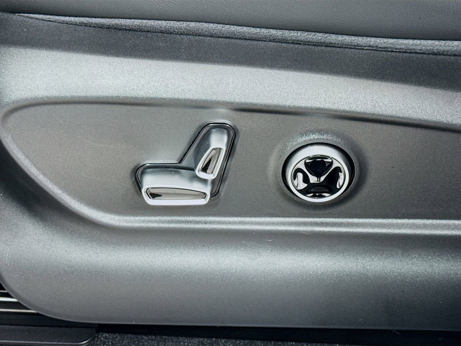 New 2025 Maserati Grecale GT image 20