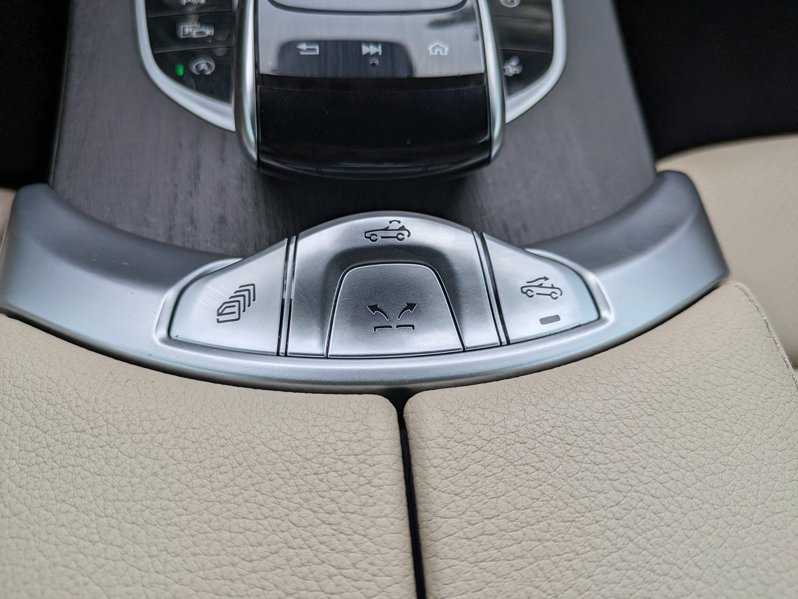 Used 2023 Mercedes-Benz C 300 Cabriolet image 31