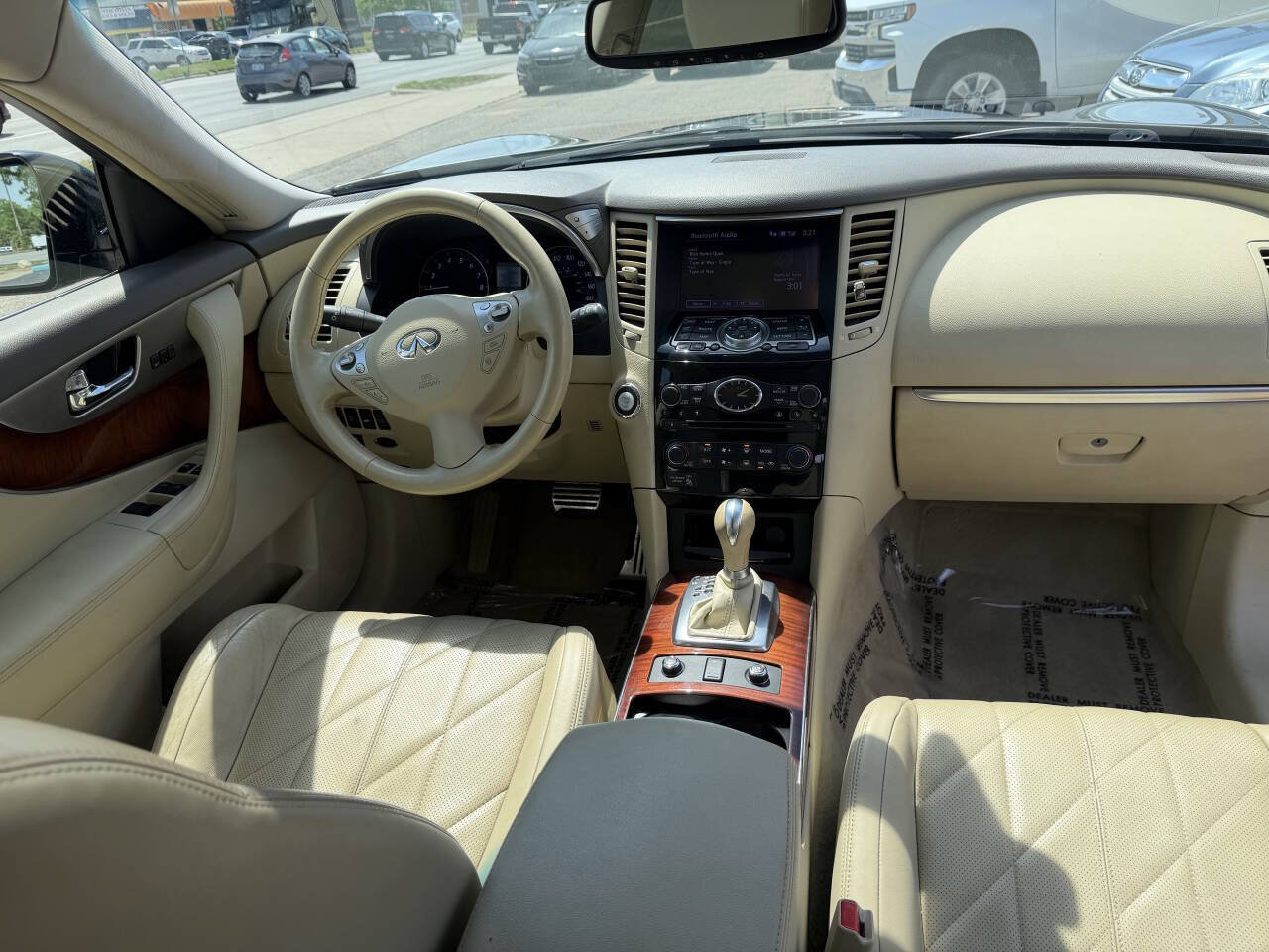 Used 2013 INFINITI FX37 AWD w/ Premium Pkg image 19