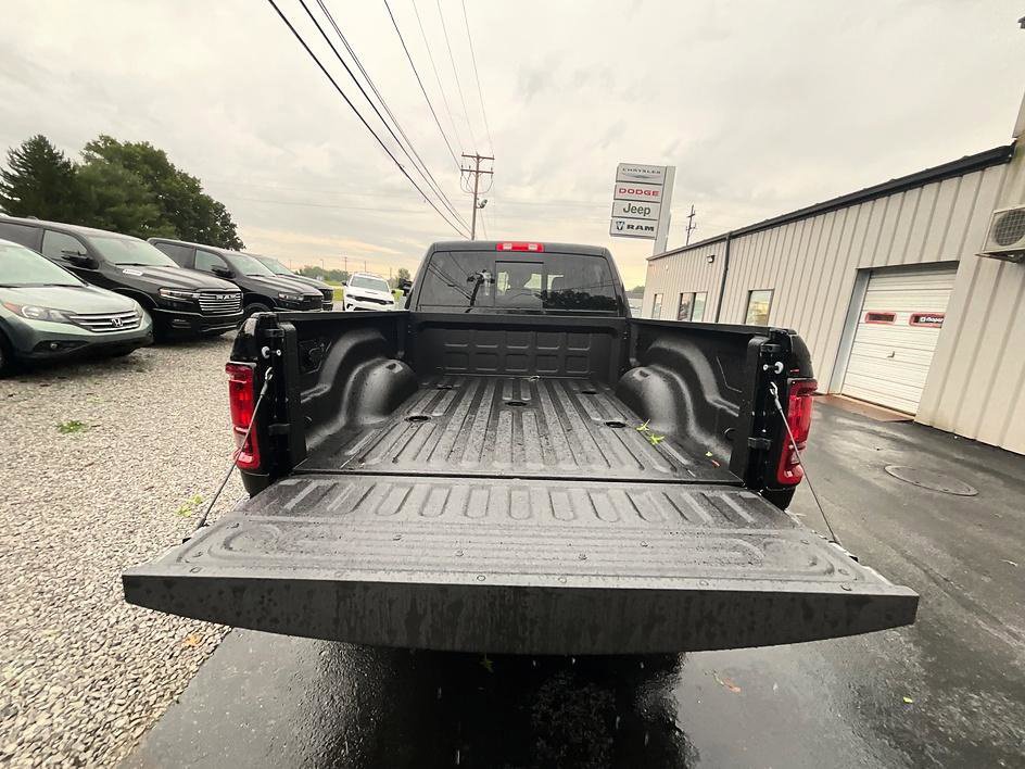 New 2026 RAM 2500 Tradesman AWD/4WD image 7