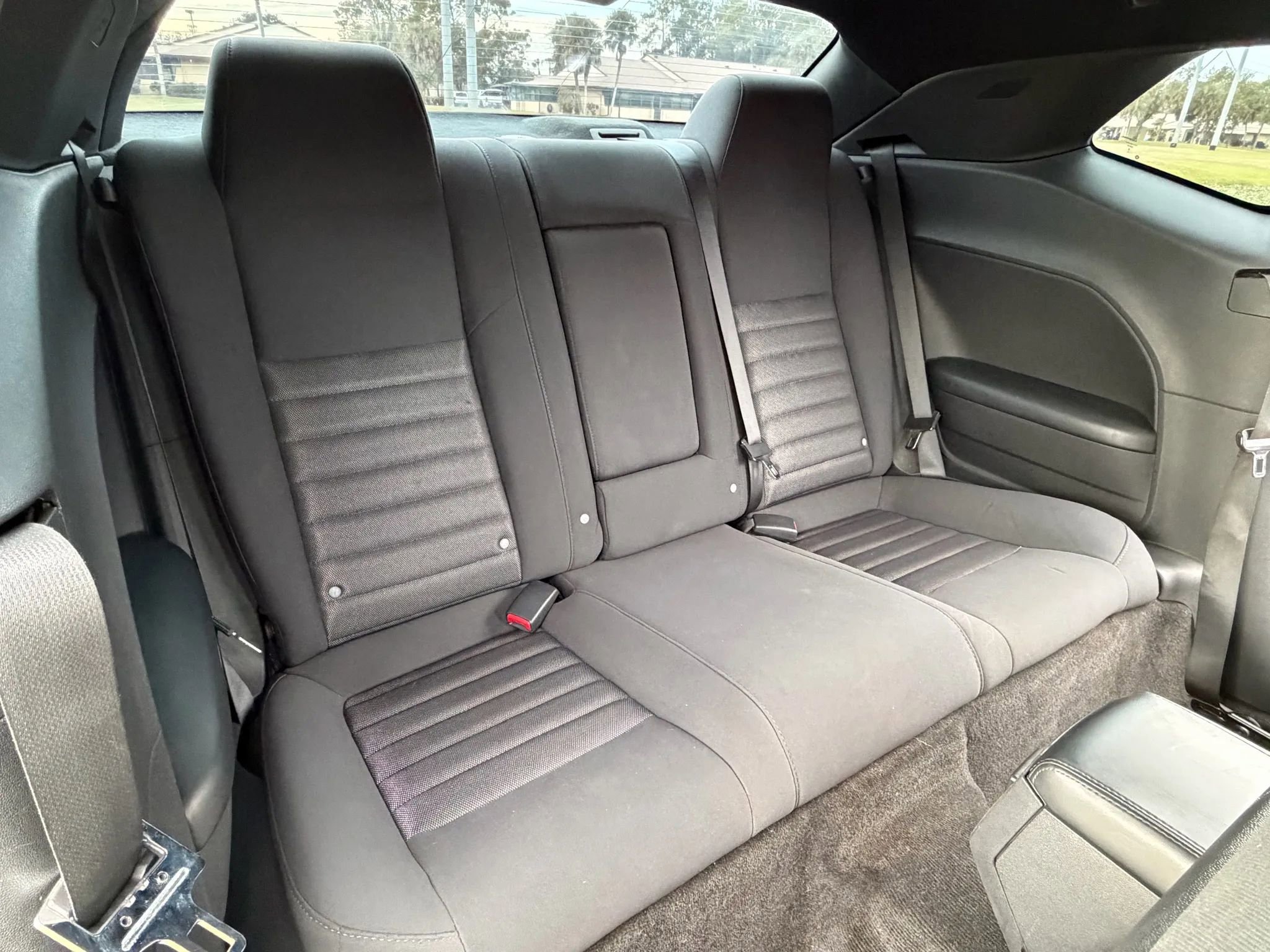 Used 2010 Dodge Challenger SE image 17