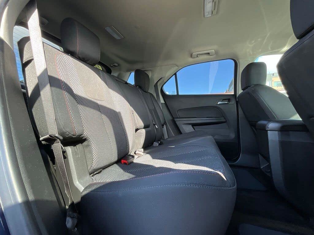 Used 2017 Chevrolet Equinox LT w/ Convenience Package image 14