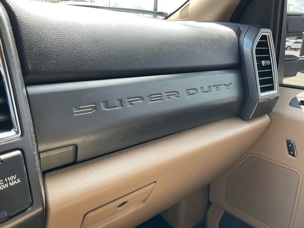 Certified 2017 Ford F250 XLT w/ XLT Value Package image 18