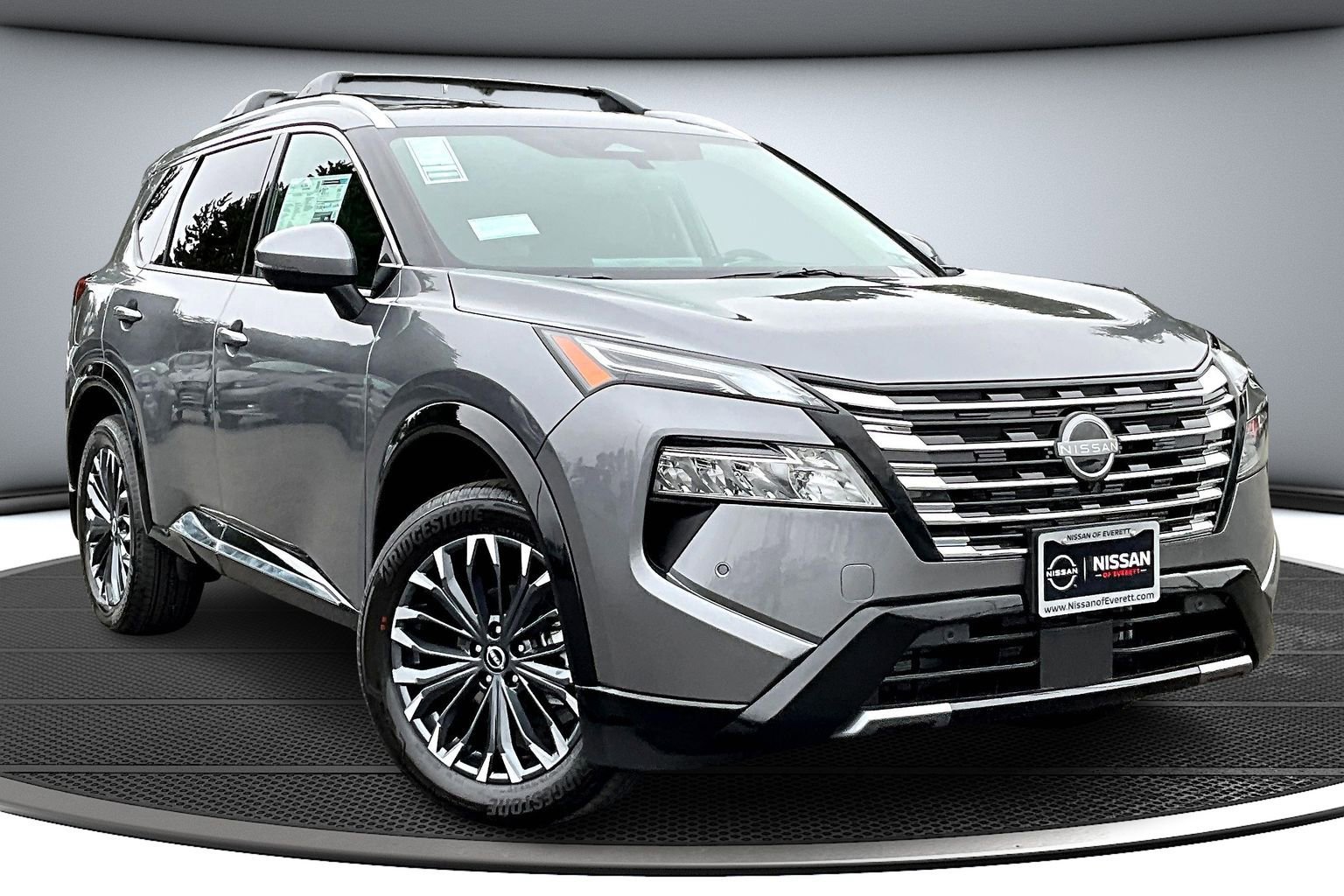 New 2026 Nissan Rogue Platinum image 1