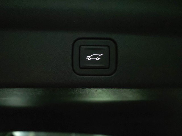 Used 2025 Cadillac Escalade IQ Luxury 2 w/ LPO, Premium Carpet Package image 42