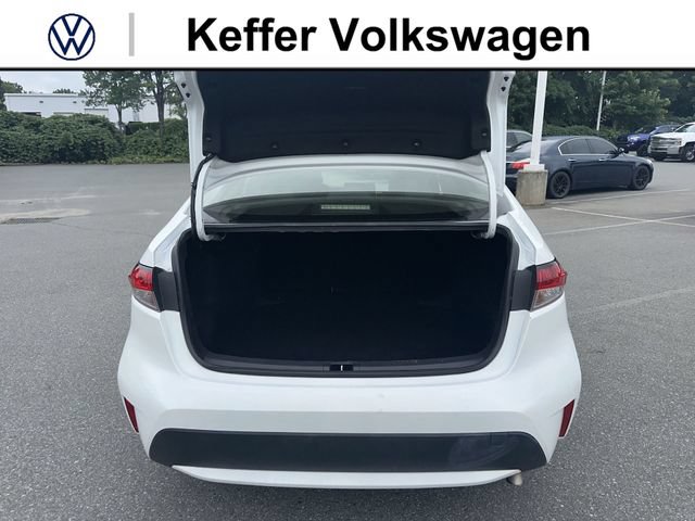 Used 2020 Toyota Corolla LE FWD image 33